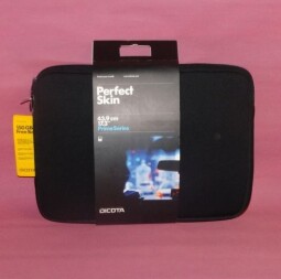 Dicota Take.Off Smart XL – brašna na notebook 15,4–17" černá